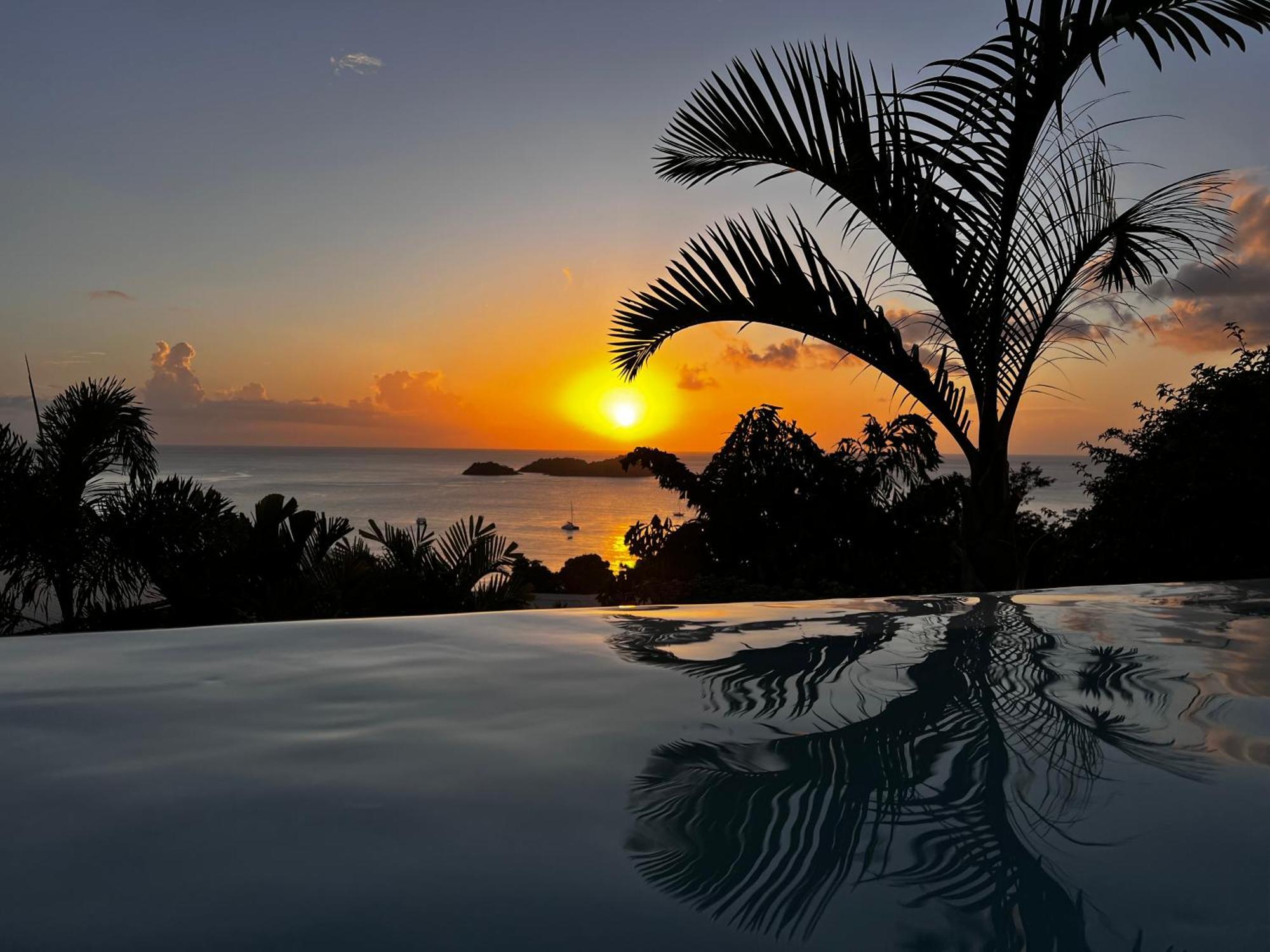 Sunset Palm - Villa Creole Avec Piscine Face Au Coucher De Soleil Et A La Reserve Cousteau ブイヤント エクステリア 写真